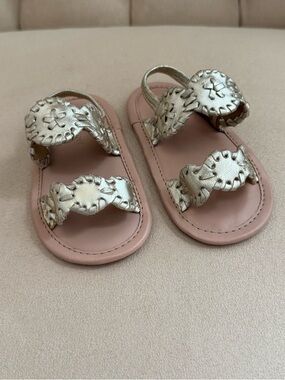 Jack Rogers Baby Lauren Platinum Sandals Size 9-12M Metallic Leather